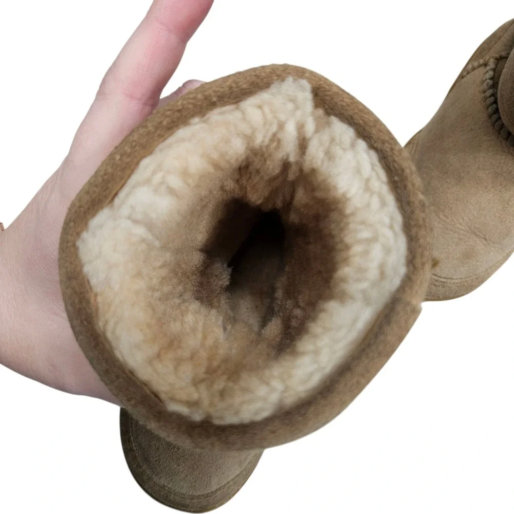 Minnetonka Moccasin Winter Boots Tan‎ Suede Shearling Lined Kids Size 9 Unisex